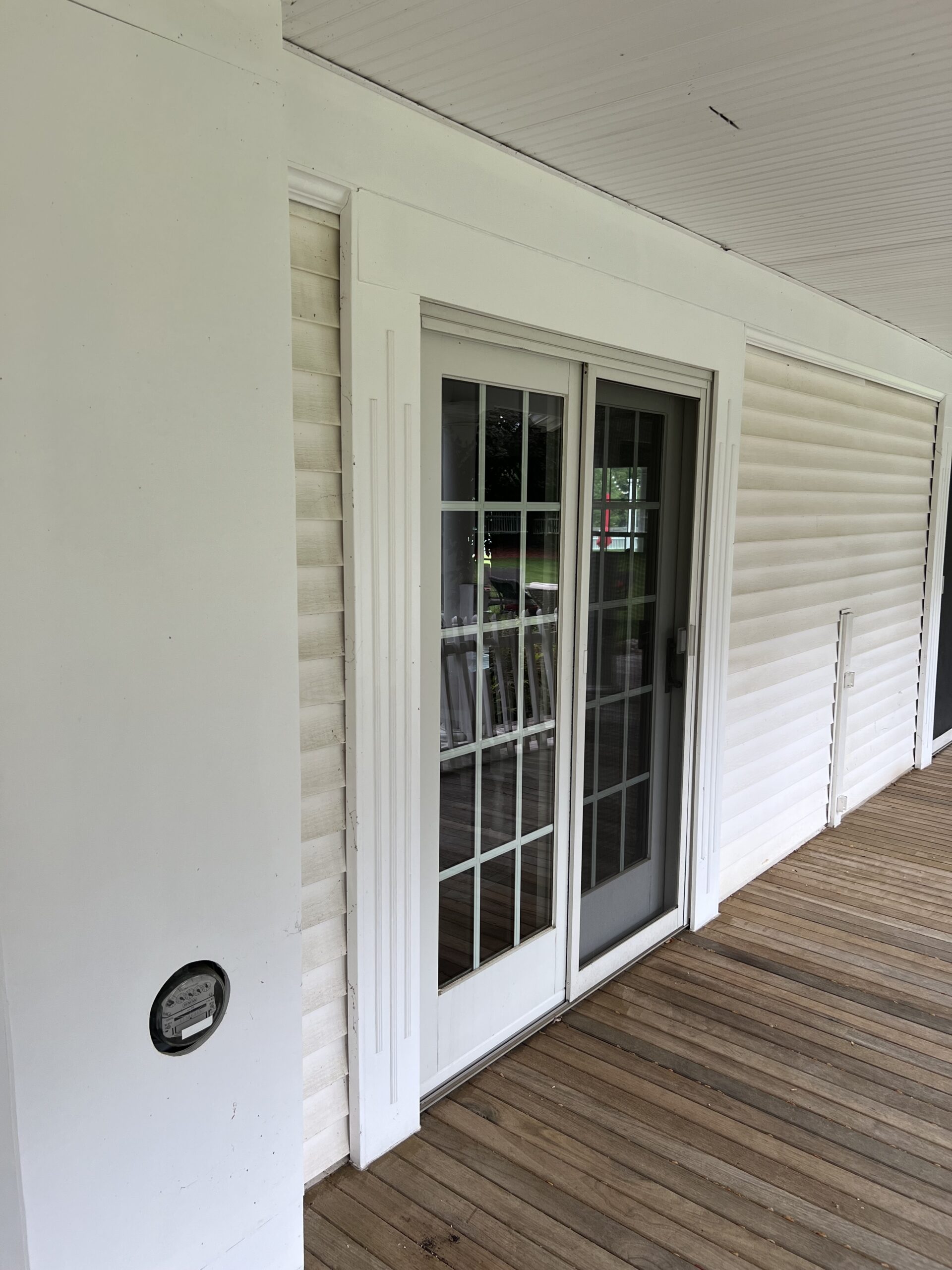 Clean siding after pressure washing in Easton PA